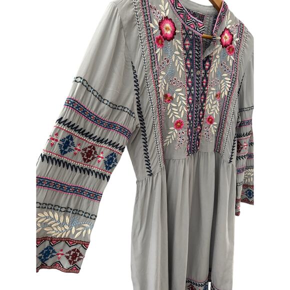 Johnny Was Ellie 100% Silk Boho Embroidered Wide Hem Dress Size XS - Picture 13 of 15